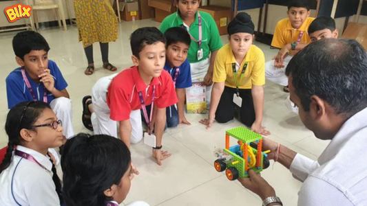 How to Use Robotics to Teach STEM Concepts in the Classroom