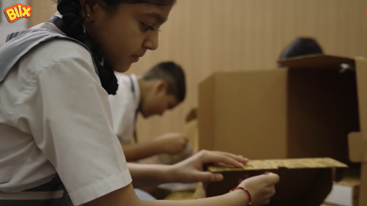 Why Do Schools Need Experiential Learning Labs and Not Just Smart Boards?