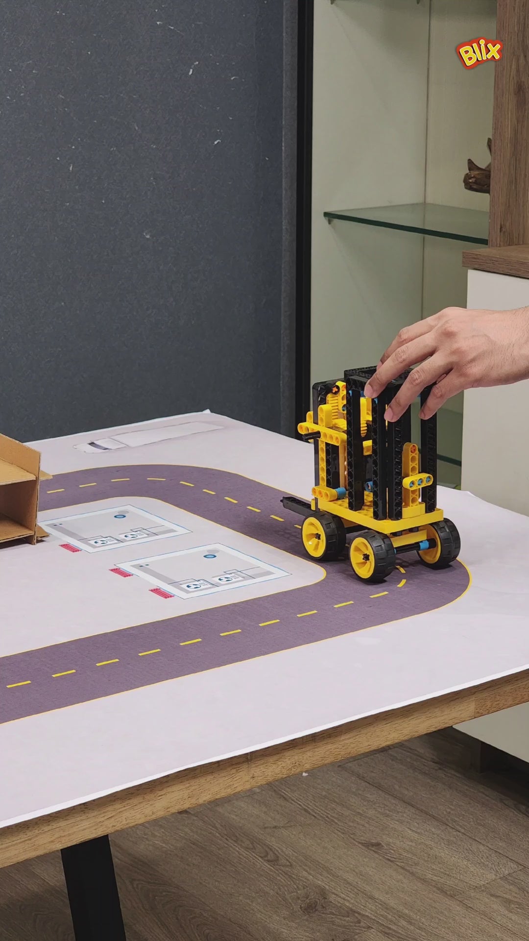 Blix_Forklift_1, Stem_Toys_For_Kids